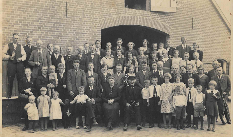 ‘Nanaten’ vieren 94 jaar na overlijden ‘vader Naatje’ nog altijd samen feest