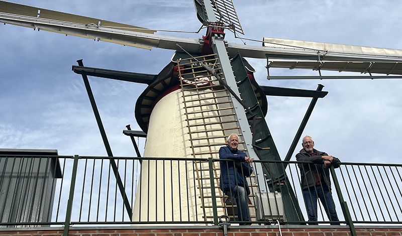St. Martinusmolen draait weer in volle glorie met vier wieken
