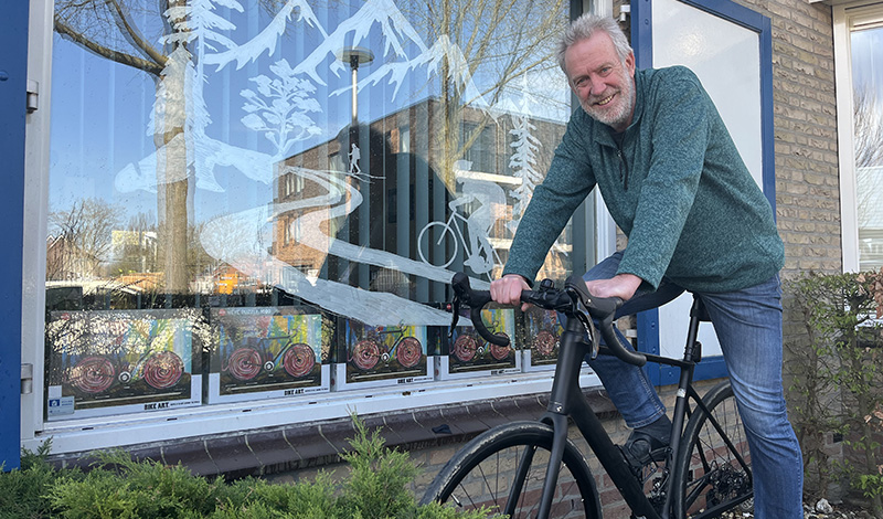 Open legpuzzelkampioenschap: zoveel mogelijk stukjes leggen voor Alpe d’HuZes