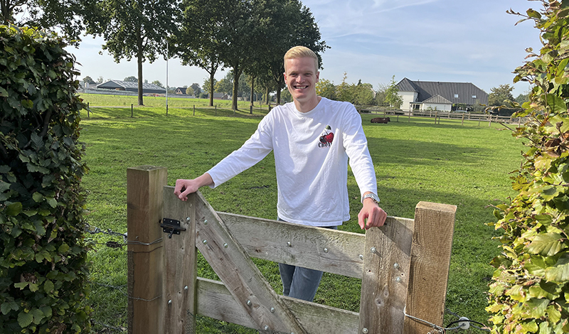 Didammer Reinier Peters bestormt Nederlandse hitlijsten met ‘Nooit meer weg’